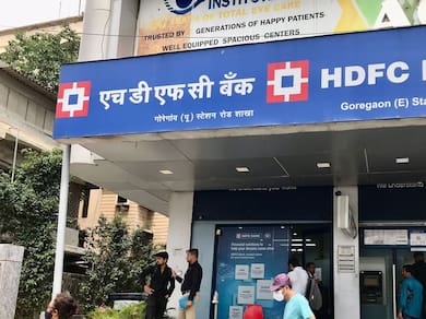 Q4 Results Updates: ICICI Bank Profit Rises, HDFC Bank Profit Down